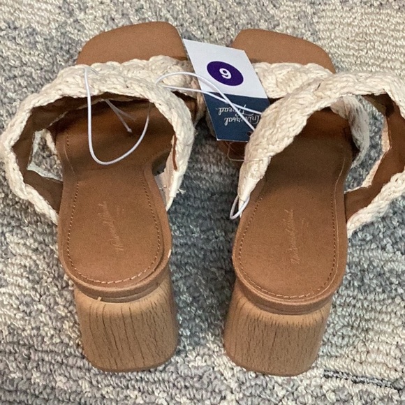 Women's Stassi Mule Heels - Universal Thread - off white - various size - new - Picture 6 of 8